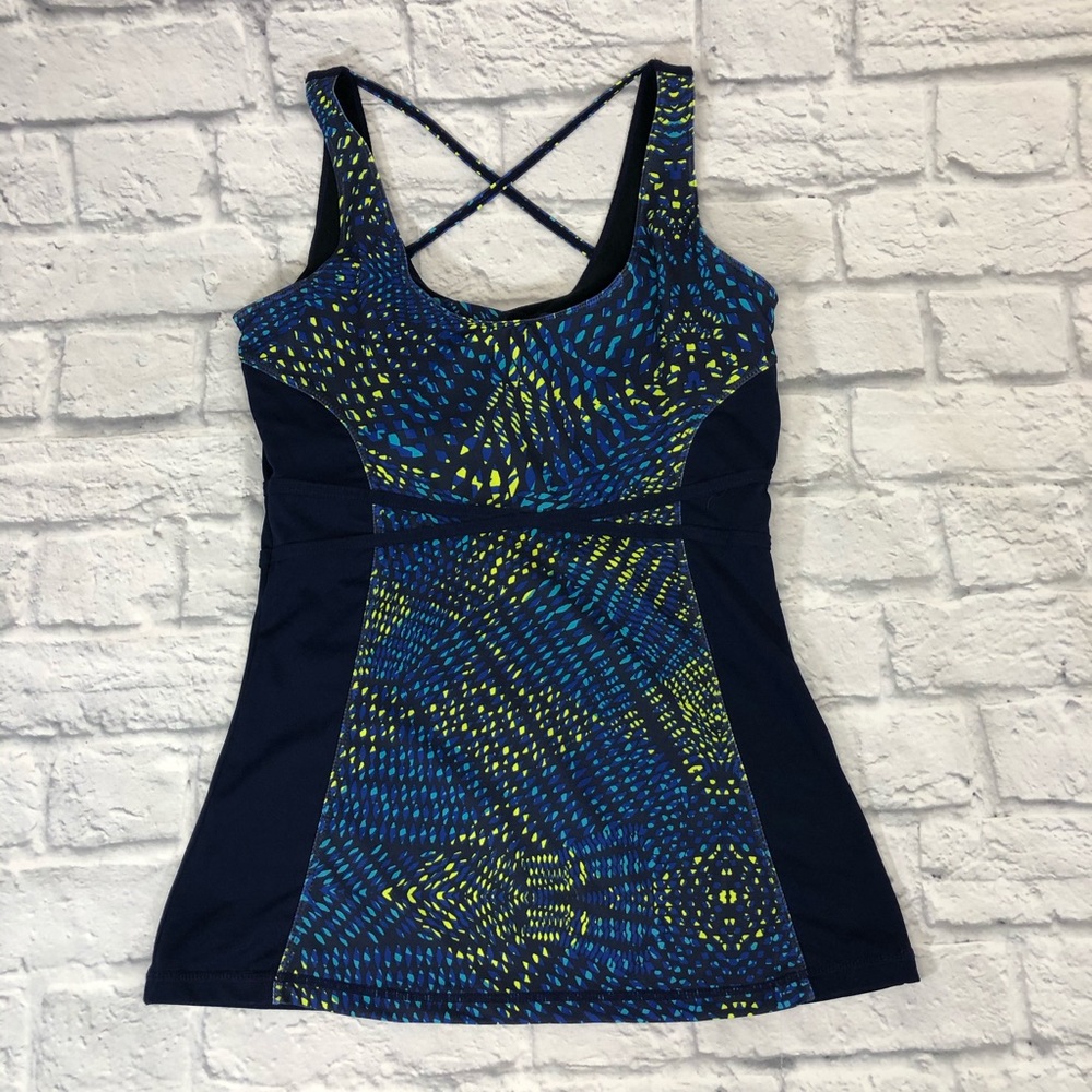💰Bundle 3/$30 Fabletics Tank Top Built in bra small/medium Blue Crisscross back.